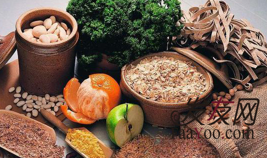 使用中藥治療脫發(fā)的方法?