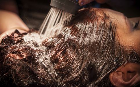 哺乳期脫發(fā)厲害怎么辦？