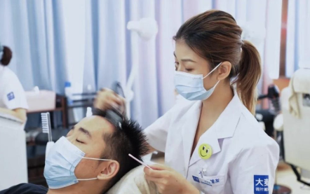 杭州大麥微針植發(fā)靠譜嗎?附地址_醫(yī)生介紹_加密種植效果_價格表