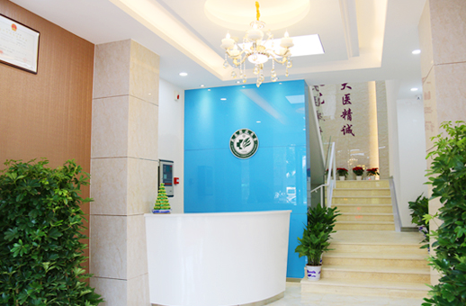 武漢植發(fā)醫(yī)院哪家醫(yī)技術(shù)好?碧蓮盛、大麥、熙朵植發(fā)哪家好呢?